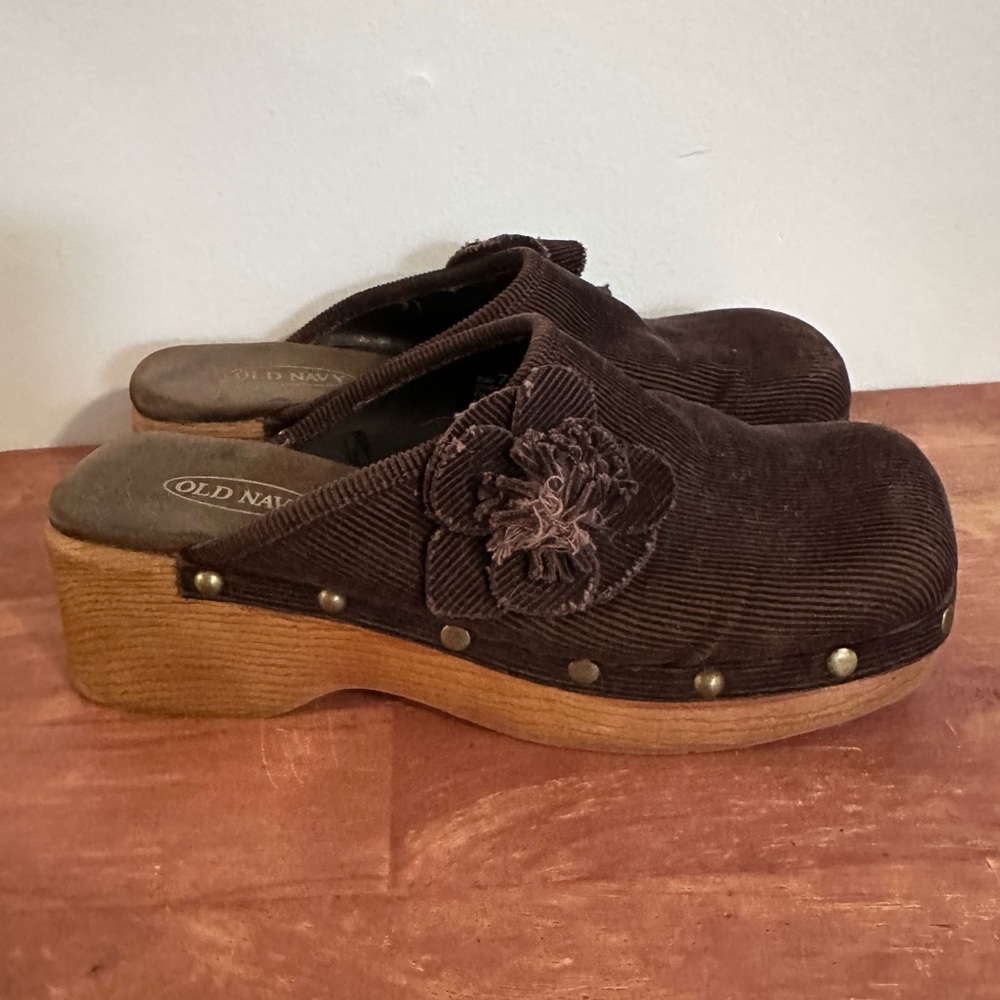 Old Navy Vintage Y2K Brown Corduroy Slip On Wedge shoes Faux Wood Size 7